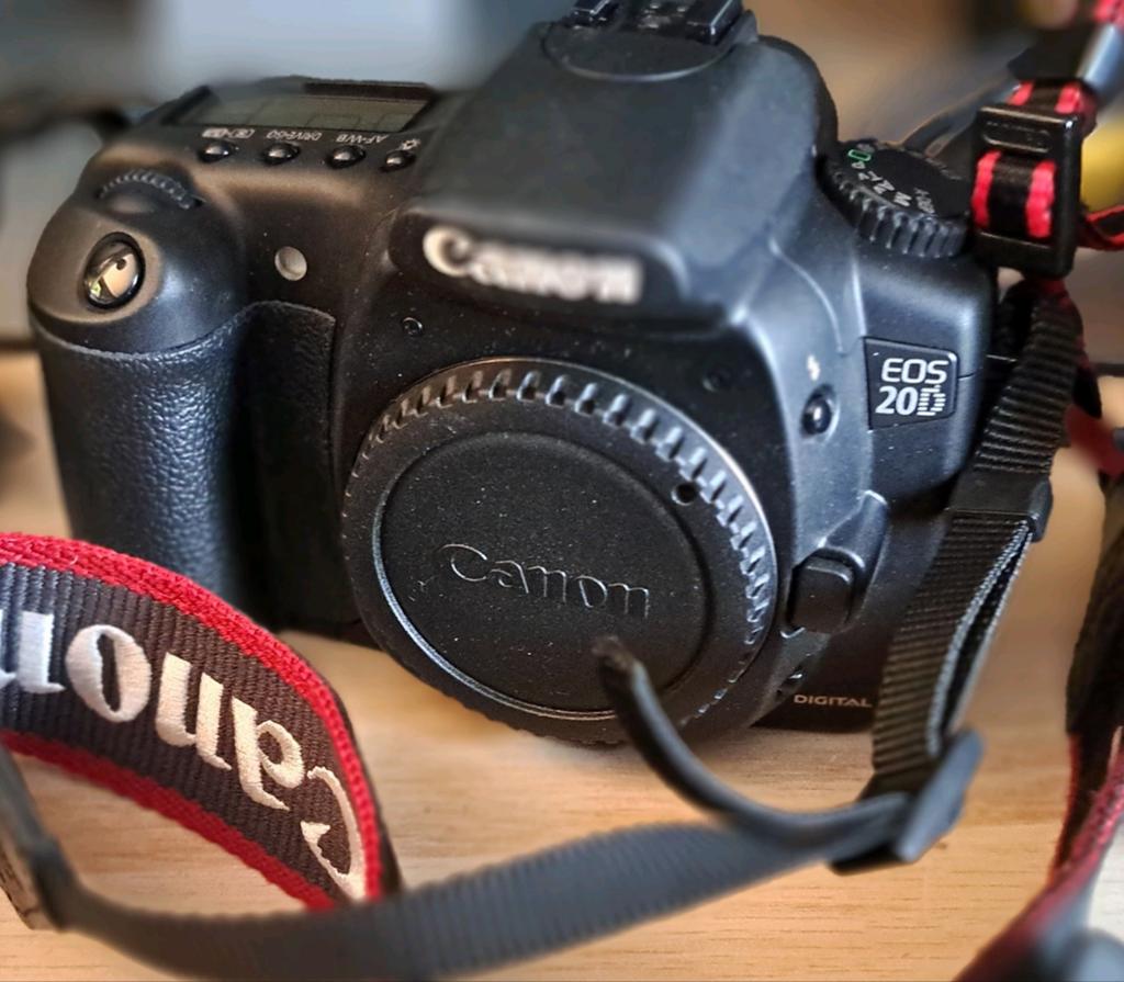 Canon eos 20D boîtier appareil photo numérique, Enlèvement ou Envoi, Comme neuf, Canon