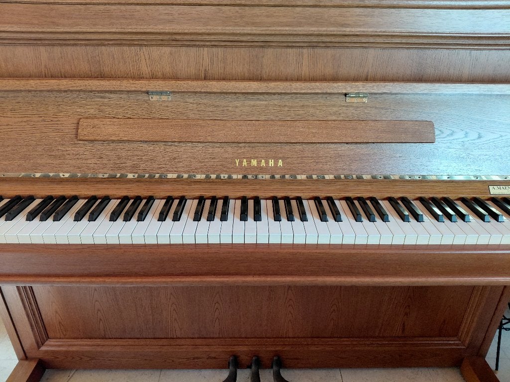 Buffetpiano, Brillant, Comme neuf, Brun, Enlèvement
