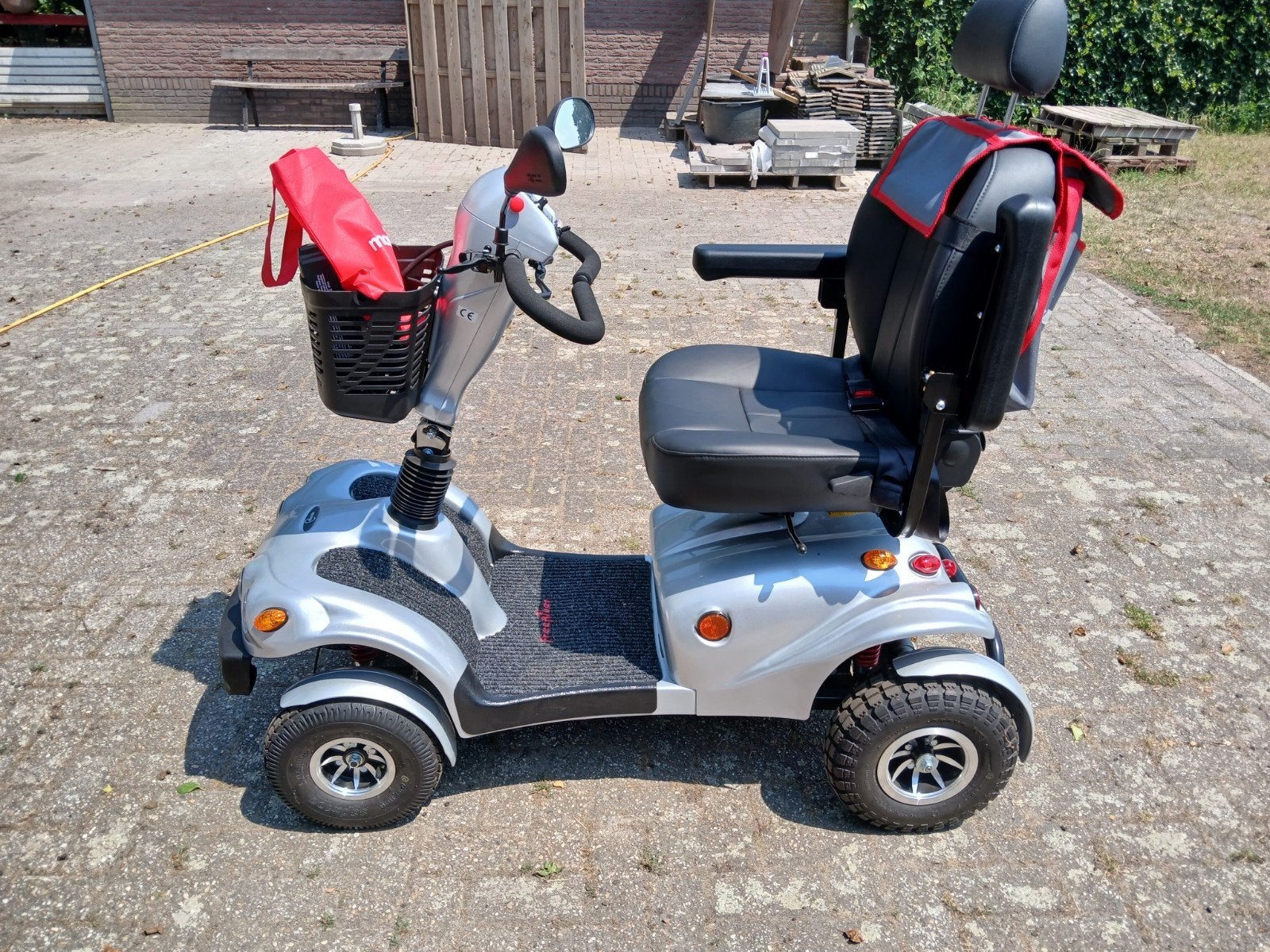 15 maanden oude scootmobiel Mango, Diversen, Brommobielen en Scootmobielen, Mango, Ophalen