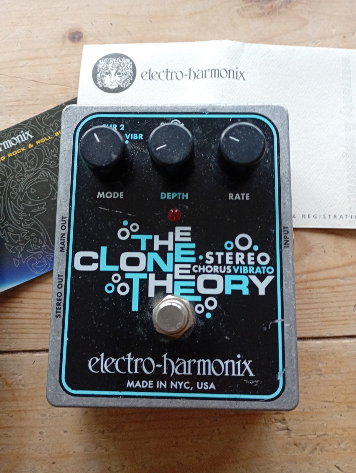 Electro harmonix the clone theory, Musique & Instruments, Enlèvement, Chorus