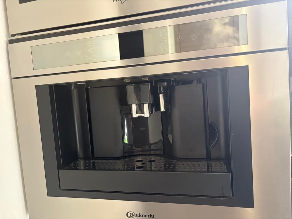 Inbouw koffiemachine KMT 9145 IXL Bauknecht, Enlèvement, Comme neuf, Vapeur, Encastré