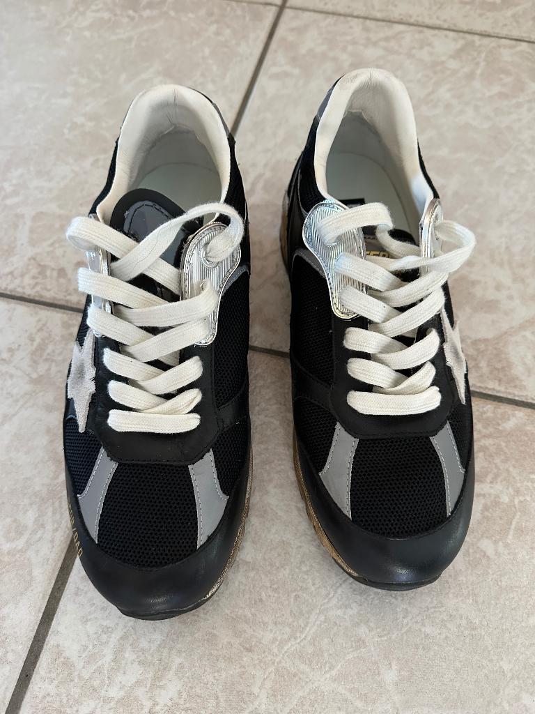 NIEUW Golden Goose schoenen heren 42, Enlèvement