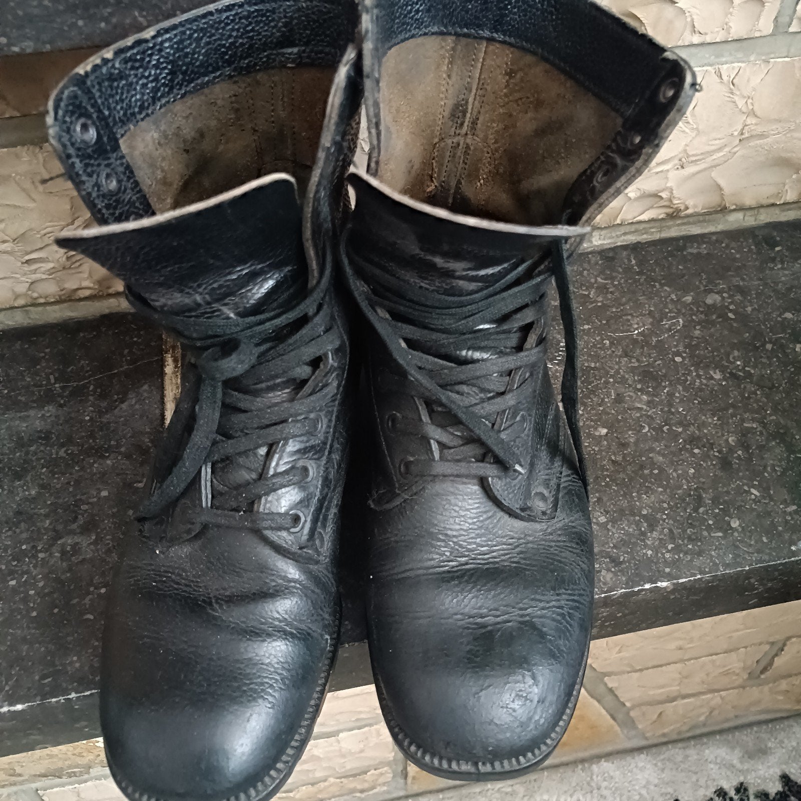 botte de marque Tuf en cuir p. 42, Enlèvement