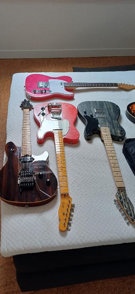 Opruiming gitaren / pedalen / vintage Fender amp, Ophalen, Fender, Met versterker, Zo goed als nieuw