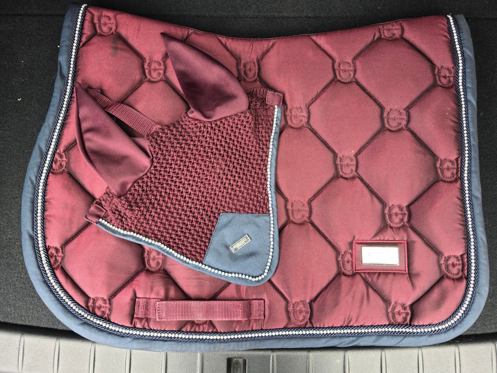 Coffret Zgan Crystal Merlot ES, Animaux & Accessoires, Full (L), Enlèvement ou Envoi, Equestrian Stockholm, Comme neuf