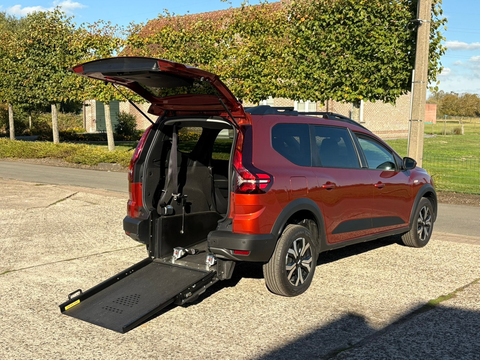 ♿️Dacia Jogger 1.0Tce Rolstoel Invalide Mindervalide TPMR, Auto's, Monovolume, Euro 6, Bedrijf, Handgeschakeld