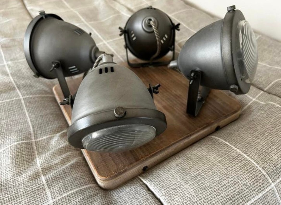 Spots de plafond (2 pièces). 50€ chacun. Vendu séparément., Enlèvement, Comme neuf