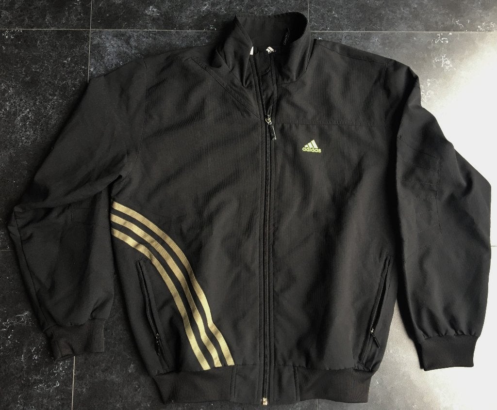 Adidas track vest maat small (voor iemand rond 1.70m), Kleding | Heren, Sportkleding, Ophalen of Verzenden, Zo goed als nieuw