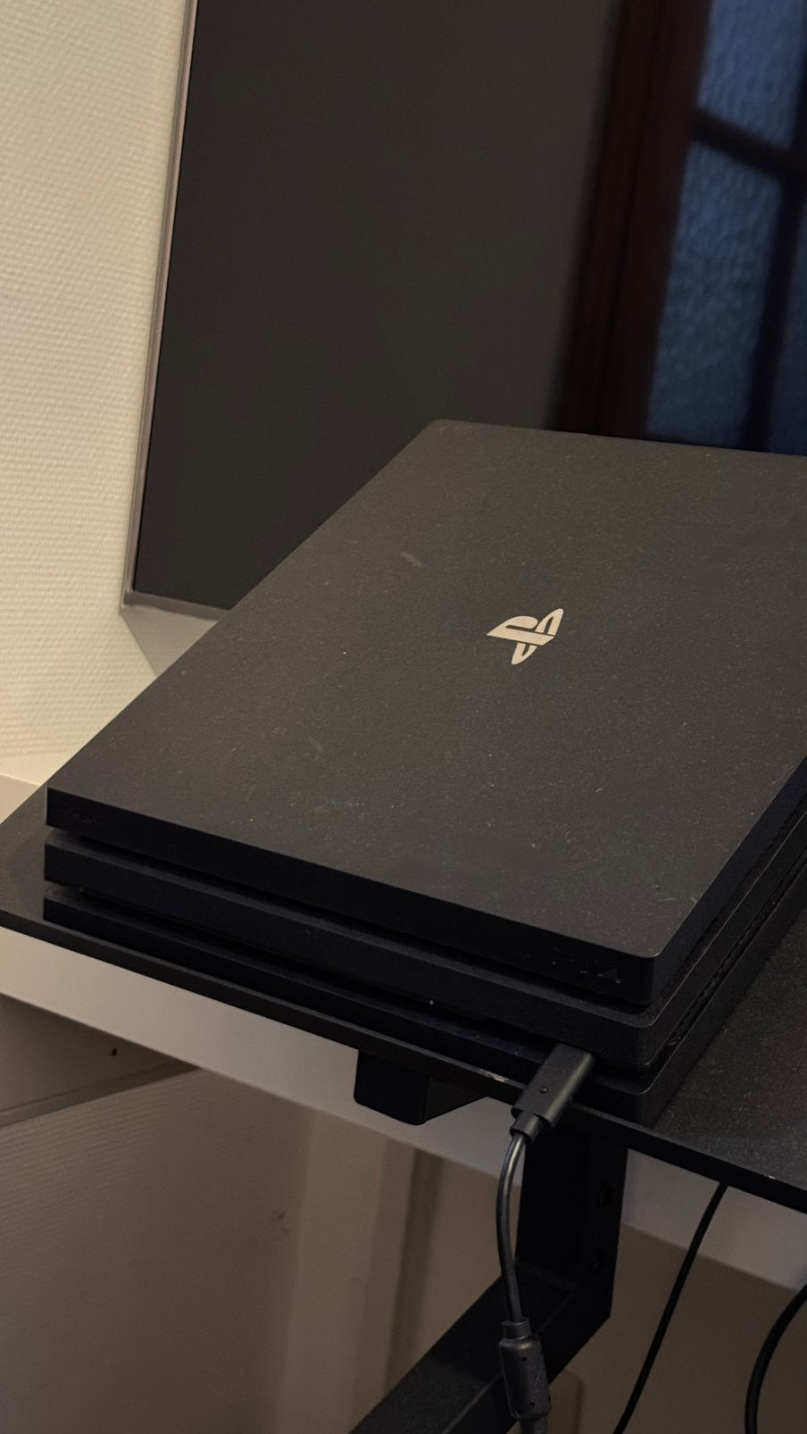 Ps4 Pro, Avec 1 manette, Comme neuf, Enlèvement, 1 TB