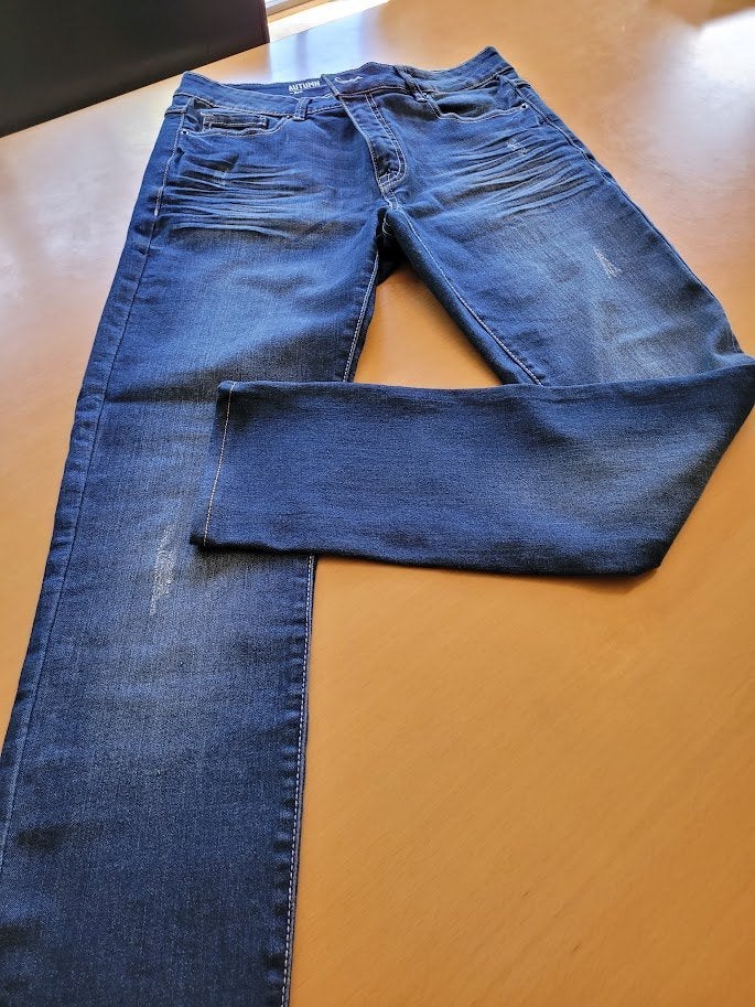 jeans 42, Vêtements | Femmes, Enlèvement ou Envoi