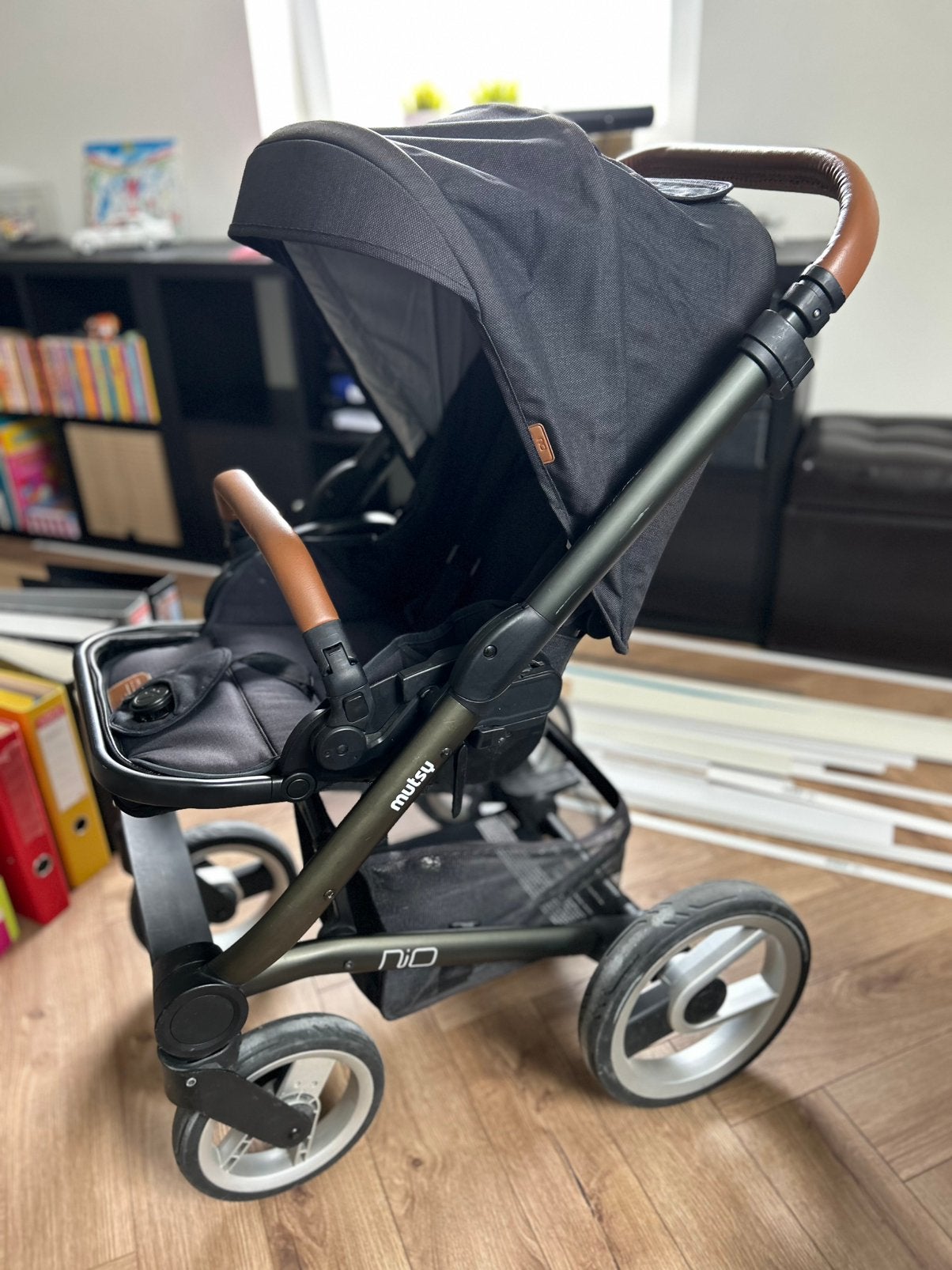 Mutsy Nio met veel accessoires (Maxi Cosi, wieg, buggy,…), Ophalen, Gebruikt, Maxi-Cosi