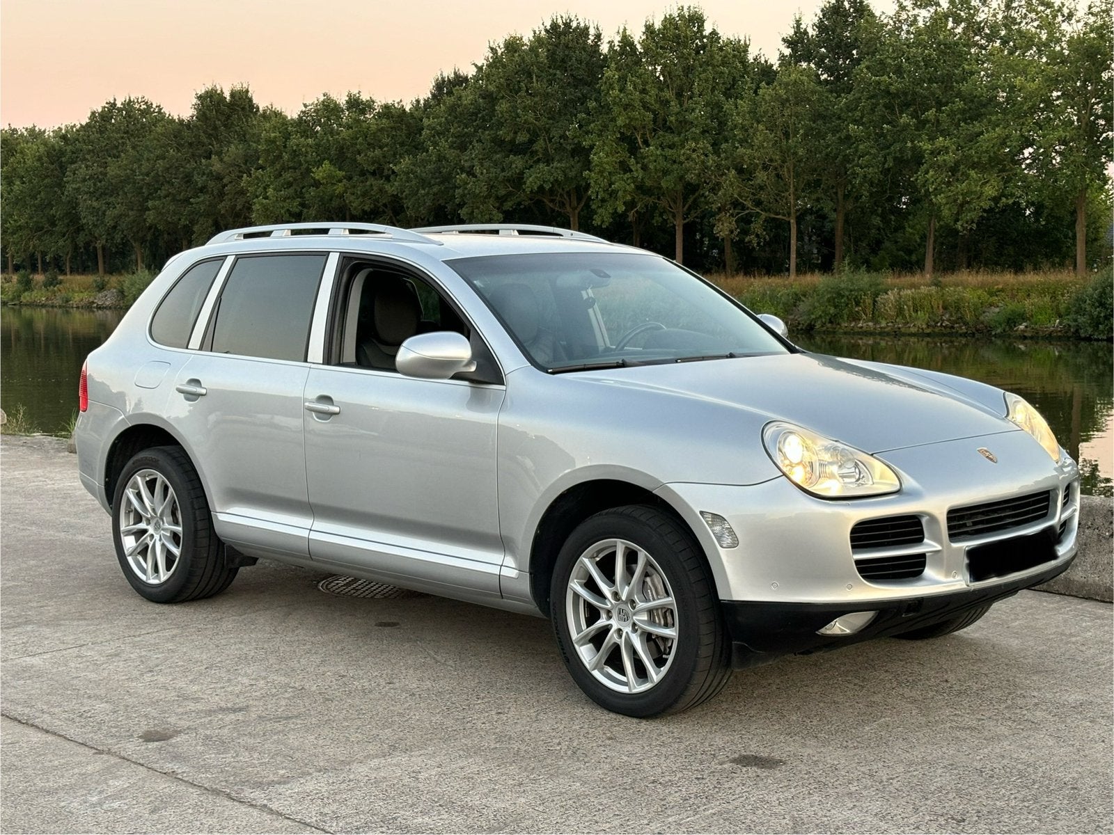 PORSCHE CAYENNE 3.2 LICHTE VRACHT 4 ZIT 1ST EIG GEKEURD, Auto's, Automaat, Zwart, Leder, Particulier