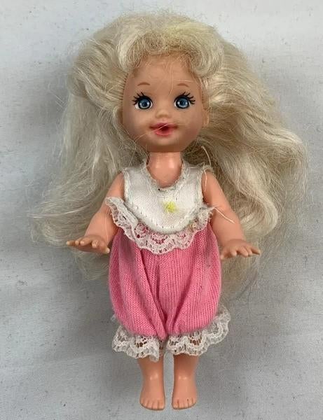 Amusant de bain Barbie Shelly Pop Sister 14553 Vintage 1995, Collections, Poupées, Comme neuf, Fashion Doll, Envoi