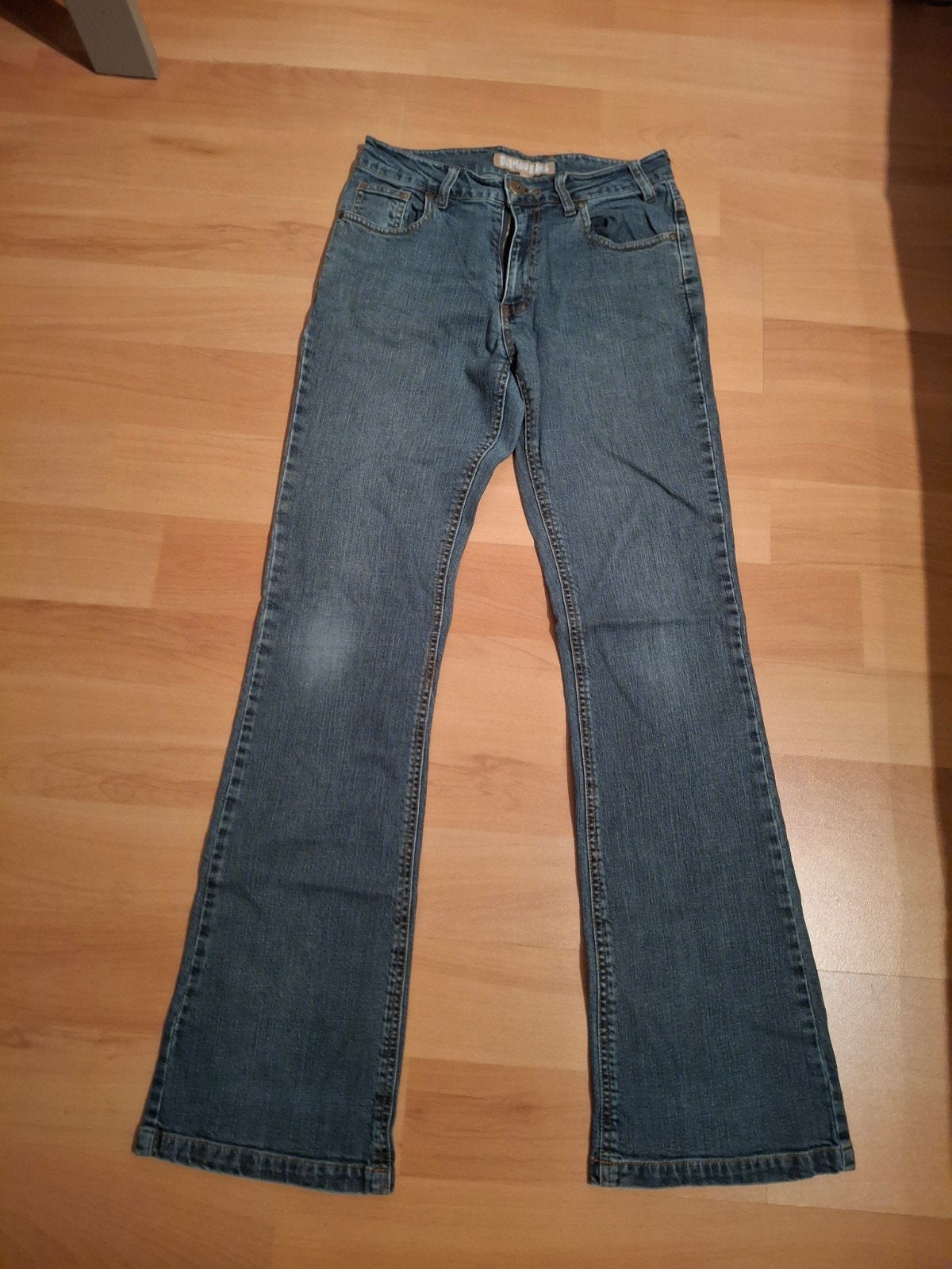 Blauwe jeans met olifantenpijpen Djambo Jeans maat 36, Ophalen, Blauw, W28 - W29 (confectie 36), Gedragen