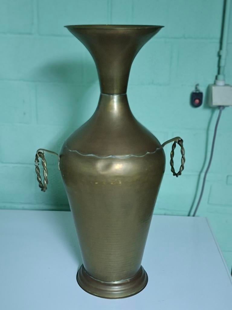 Een koperen kan, vaas met twee ringen, Antiek en Kunst, Ophalen