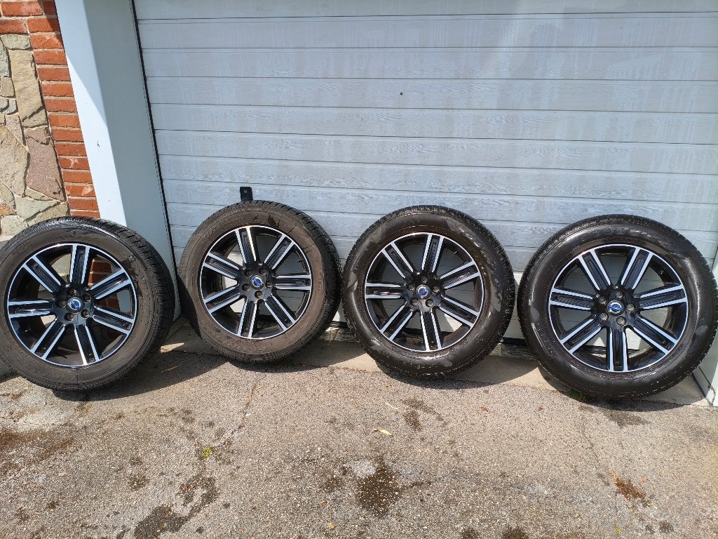 18 inch alu velgen Volvo XC 60 met winterbanden, Pneus hiver, 18 pouces, Enlèvement, Jante(s)