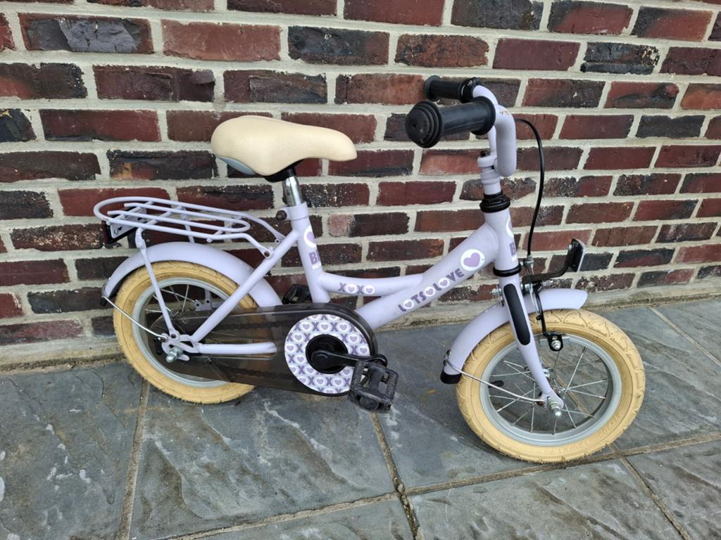 Kinderfiets 12 inch, bike fun lots of love, Ophalen