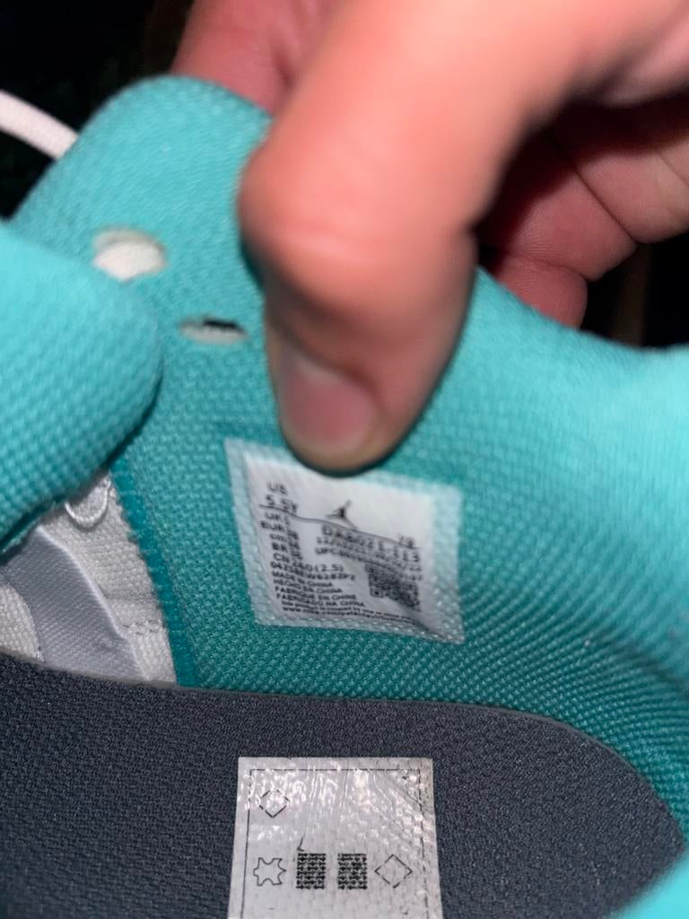 Jordan, Ophalen, Zo goed als nieuw, Schoenen