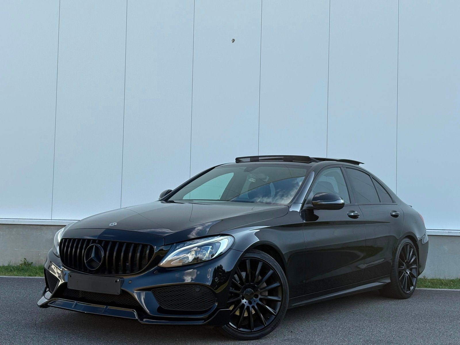 Mercedes C200 - AMG PACK - 4Matic - Full Opties! - Panorama, Auto's, Automaat, Euro 6, Zwart, Bedrijf