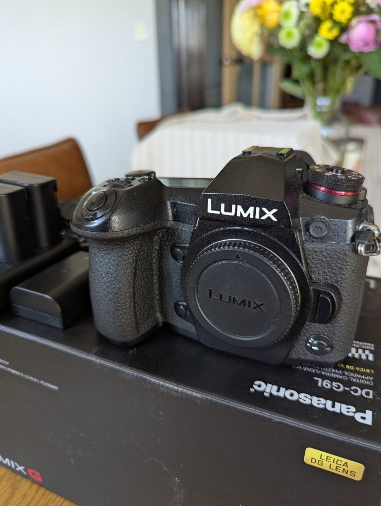 Appareil photo numérique sans miroir Panasonic LUMIX G9, Enlèvement ou Envoi, Comme neuf