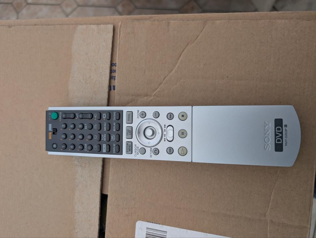 ENREGISTREUR DVD AVEC TÉLÉCOMMANDE SONY, Enlèvement ou Envoi