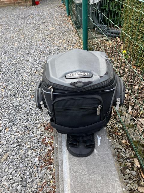 Tanktas (Triumph) 38x35x19. grijs, Motoren, Ophalen of Verzenden, Gebruikt