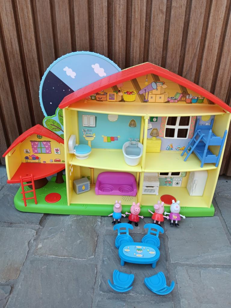 Peppa Pig speelhuis en klaslokaal, Ophalen