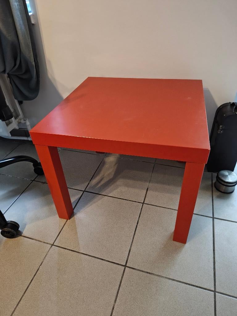 Table d'appoint Ikea Lack Rouge, Maison & Meubles, Tables | Tables d'appoint, 55 à 75 cm, Enlèvement, Utilisé, Bois
