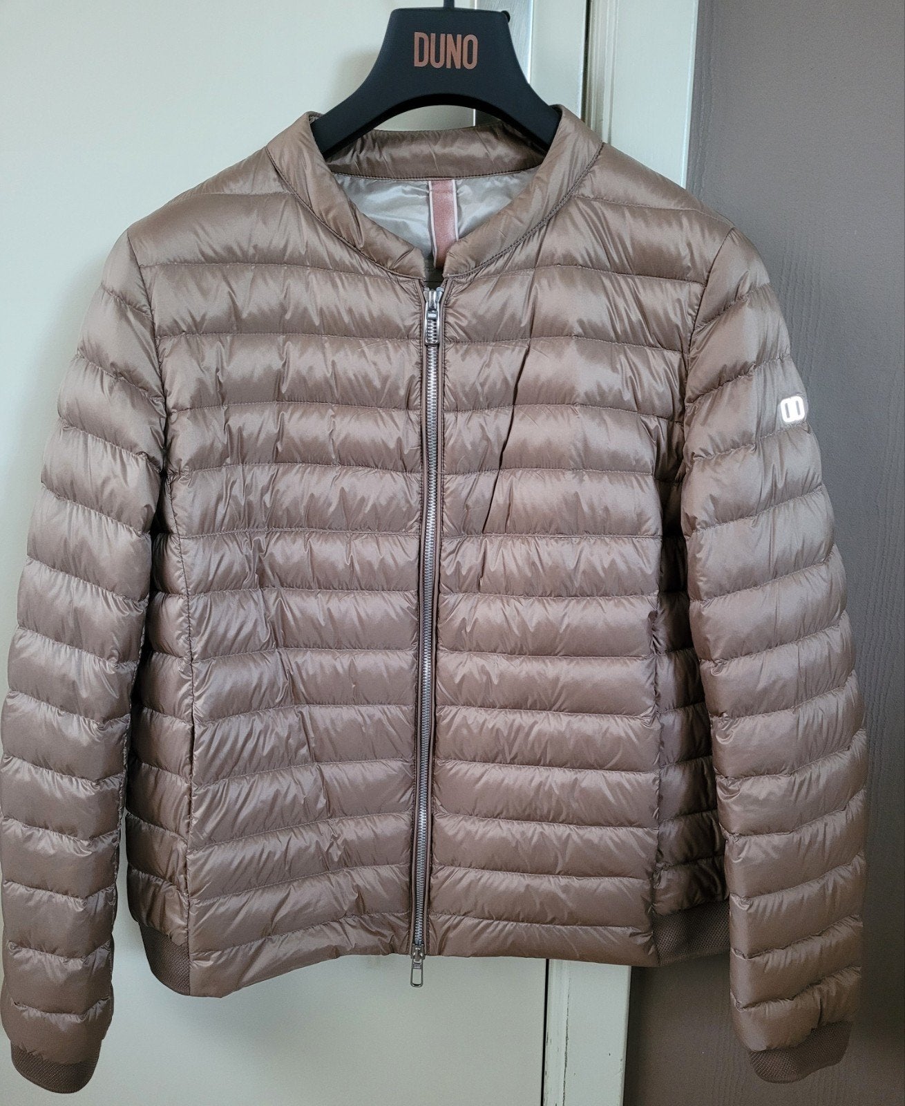 Lichte donsjas merk Duno, kleine 46, M...Nieuw, Kleding | Dames, Jassen | Zomer, Ophalen of Verzenden