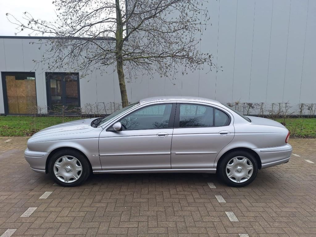 Jaguar X-type 2.0D | 31.000km, Autos, Argent ou Gris, Achat, Entreprise, 149 g/km