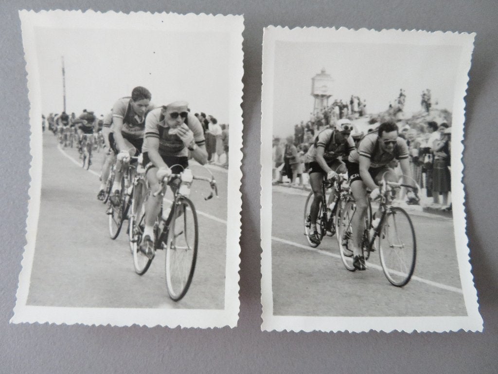 2 oude foto,s wielrennen WK Jan Janssen Stan Ockers ?, Ophalen of Verzenden, Zo goed als nieuw, Overige typen