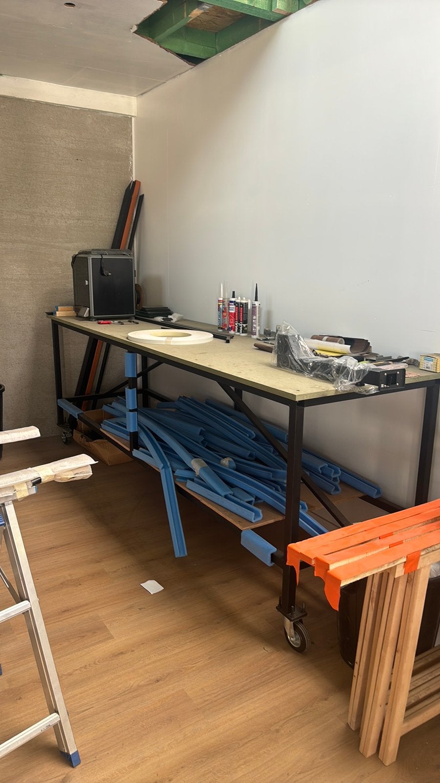 Werktafels te koop, Doe-het-zelf en Bouw, Steigers, Ophalen, Zo goed als nieuw