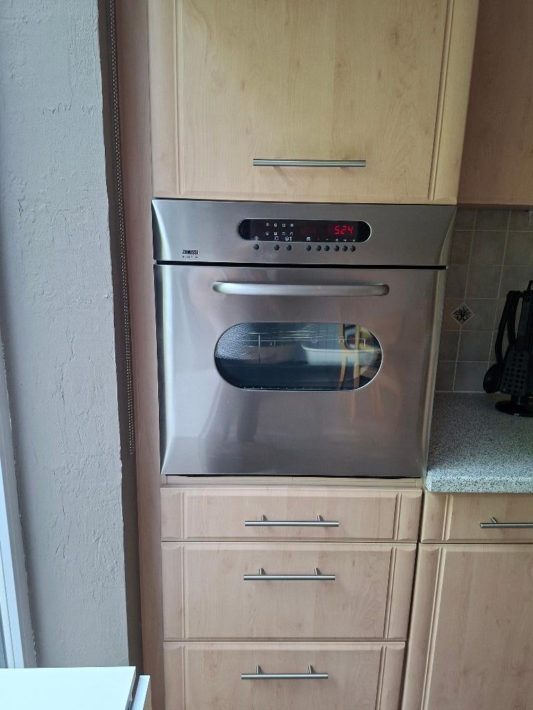 Four Zanussi encastrable, Electroménager, Four avec gril, Encastré, 45 à 60 cm, Enlèvement