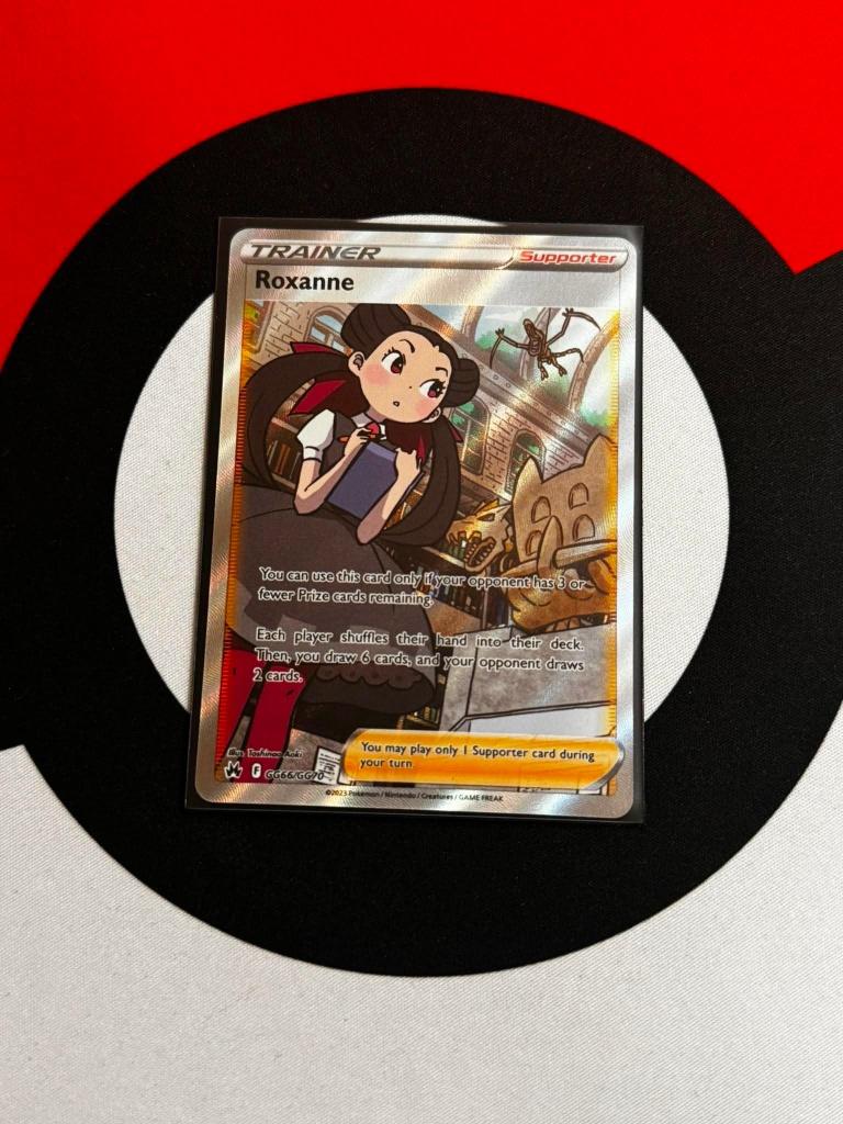 Pokémon - Crown Zenith - Roxanne (GG66/GG70) - NM, Ophalen of Verzenden, Zo goed als nieuw, Losse kaart