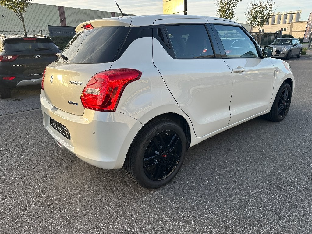 Suzuki Swift, 1.2 benzine hybride, 11.000 km. CARPLAY/CAMERA, Autos, Achat, Euro 6, Entreprise, Boîte manuelle