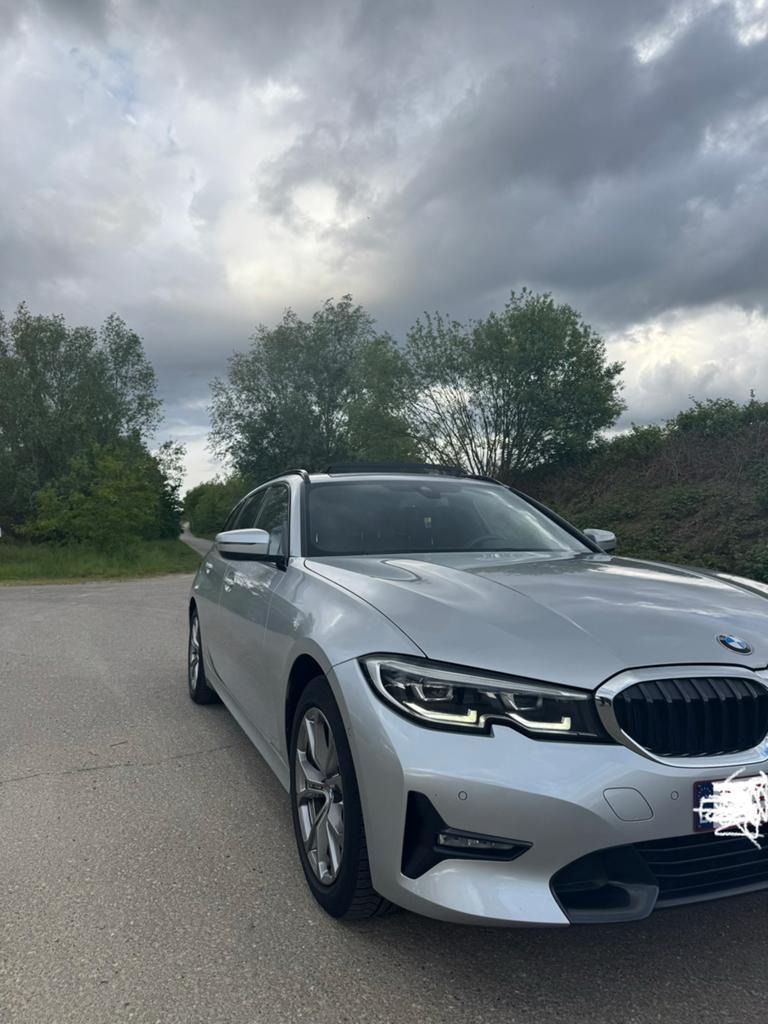 BMW 318D Touring Aut, Luxury Line, M pakket, 2020, Auto's, BMW, Automaat, 4 cilinders, Leder en Stof, 5 deurs