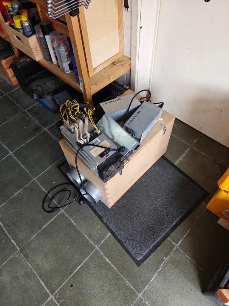 3 x Bitmain Antminer S9, Huis en Inrichting, Stoffering | Vloerbedekking, Ophalen