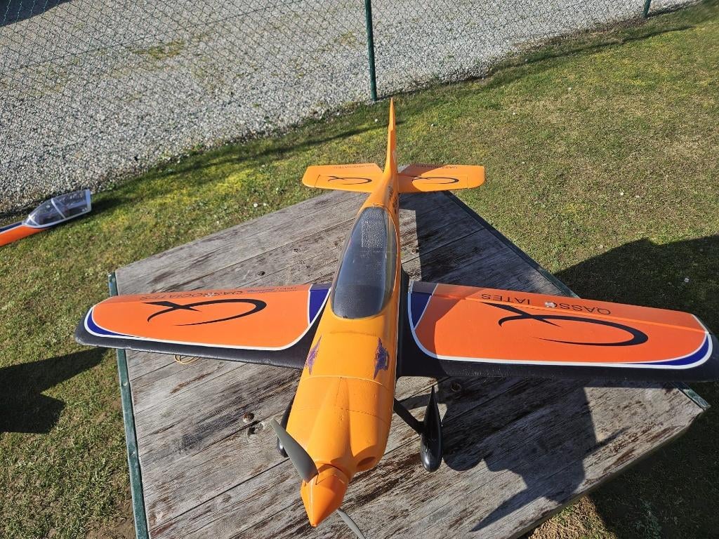 Avion rc Sbach 342 , complet, Super état. 1.4 M, Hobby & Loisirs créatifs, Enlèvement, Comme neuf, Électro