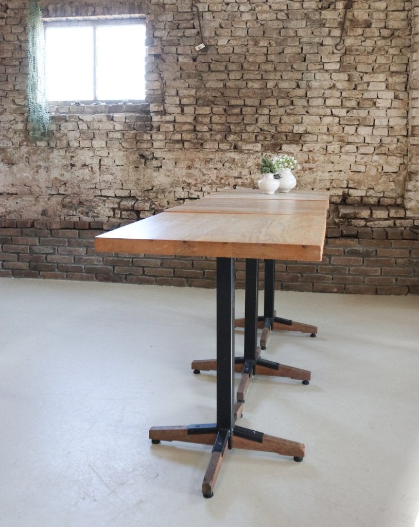 4 vintage eiken cafétafels – hout & zwart metaal, Antiek en Kunst, Ophalen