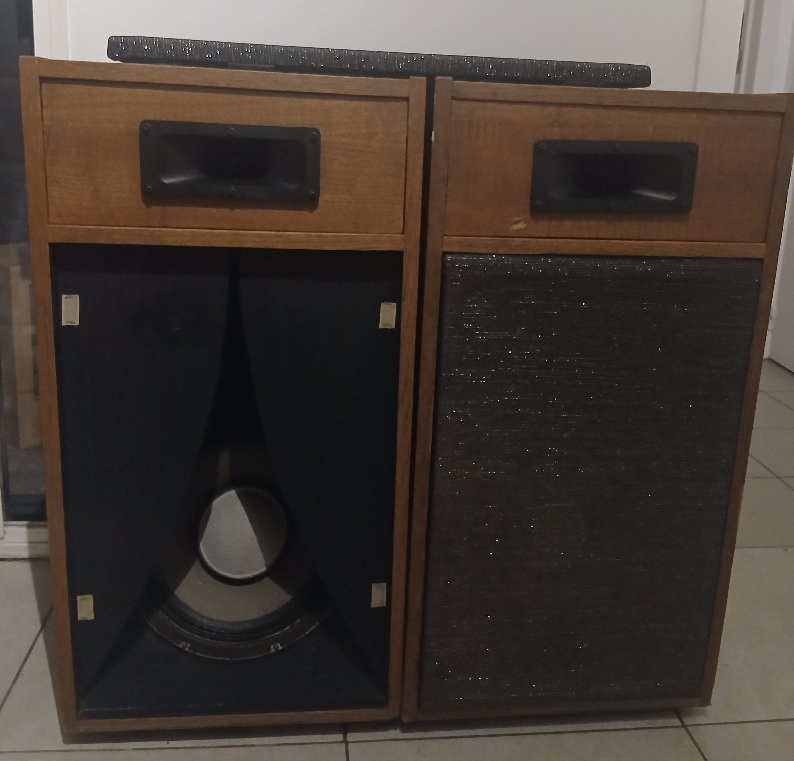 ​Unieke Set Vintage Hoorn-Luidsprekers – Handgebouwd / Audio, Ophalen