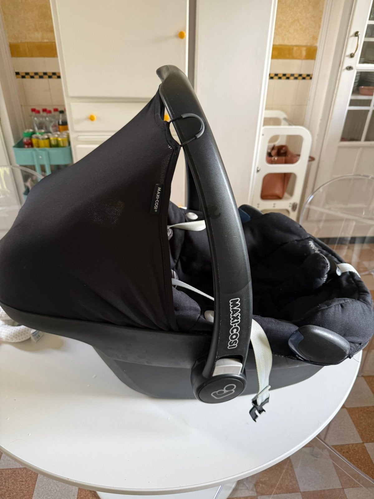 Maxi cosi Pebble, Enfants & Bébés, Enlèvement ou Envoi, Dossier réglable, Utilisé, Isofix
