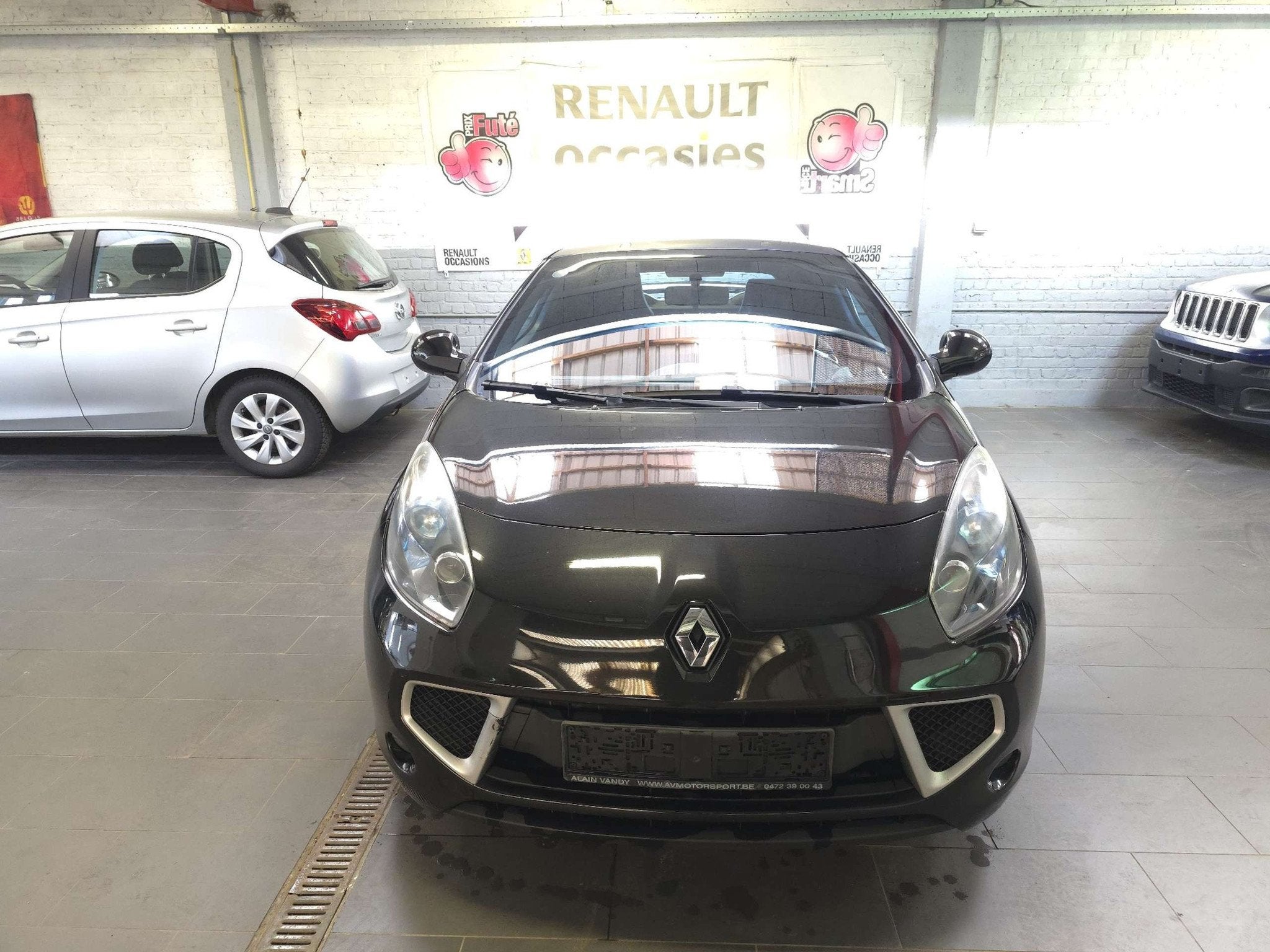 Renault Wind Night and Day airco, Autos, Renault, Cuir, Entreprise, Boîte manuelle, Noir