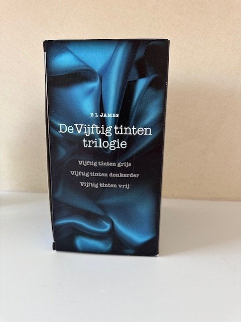 de vijftig tinten trilogie E L James, Boeken, Ophalen of Verzenden, Zo goed als nieuw, E L James