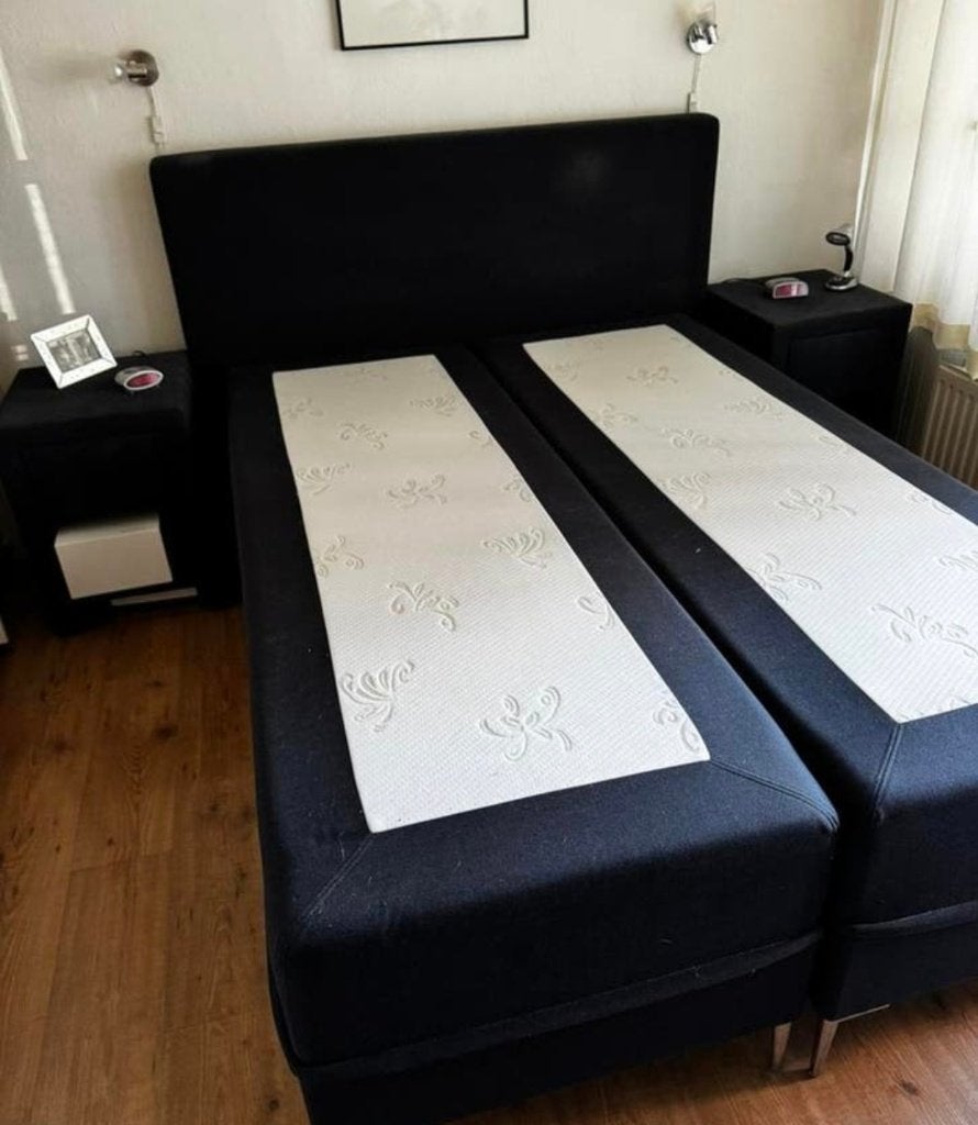 Bezorging is mogelijk 140x200 inzgs complete boxspring bed, Huis en Inrichting, Slaapkamer | Boxsprings, Ophalen of Verzenden
