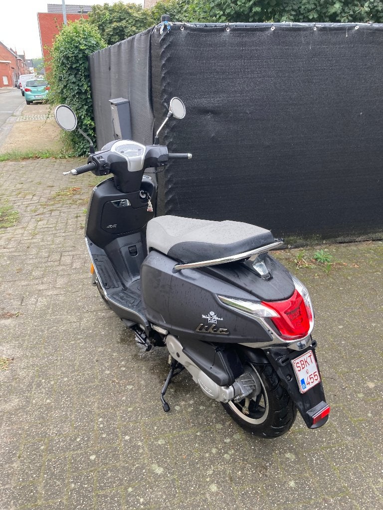 Brommer, Comme neuf, Classe B (45 km/h), Enlèvement, Like