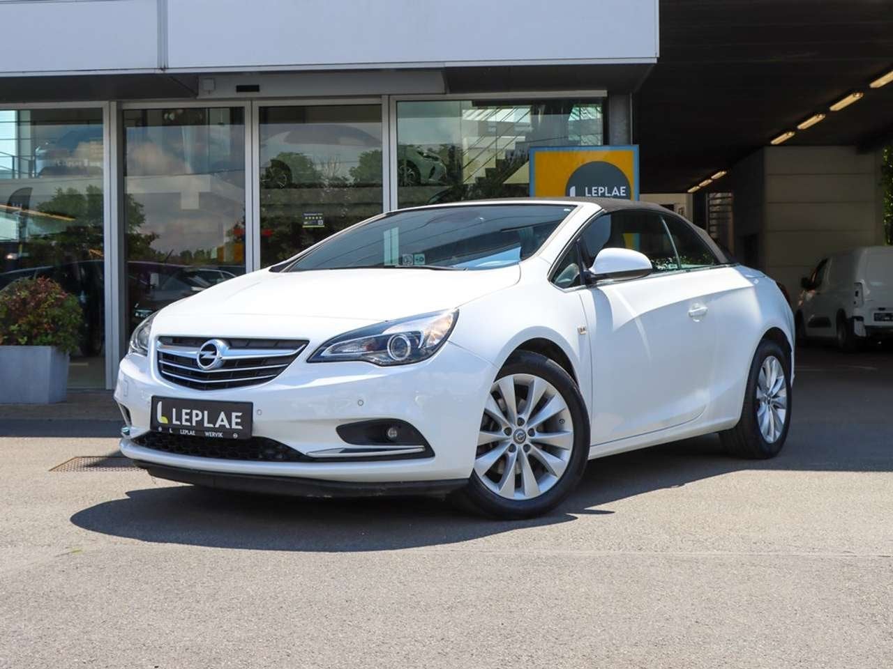Opel Cascada 1.4 TURBO CABRIOLET BLUETOOTH | SENSOREN, Auto's, Opel, 0 kg, 4 zetels, Cabriolet, 0 kg