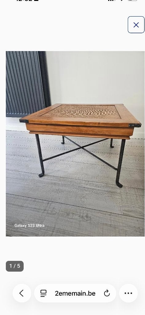 Table en vrai  Bois Carré, Moins de 50 cm, Carré, Enlèvement, Moins de 50 cm