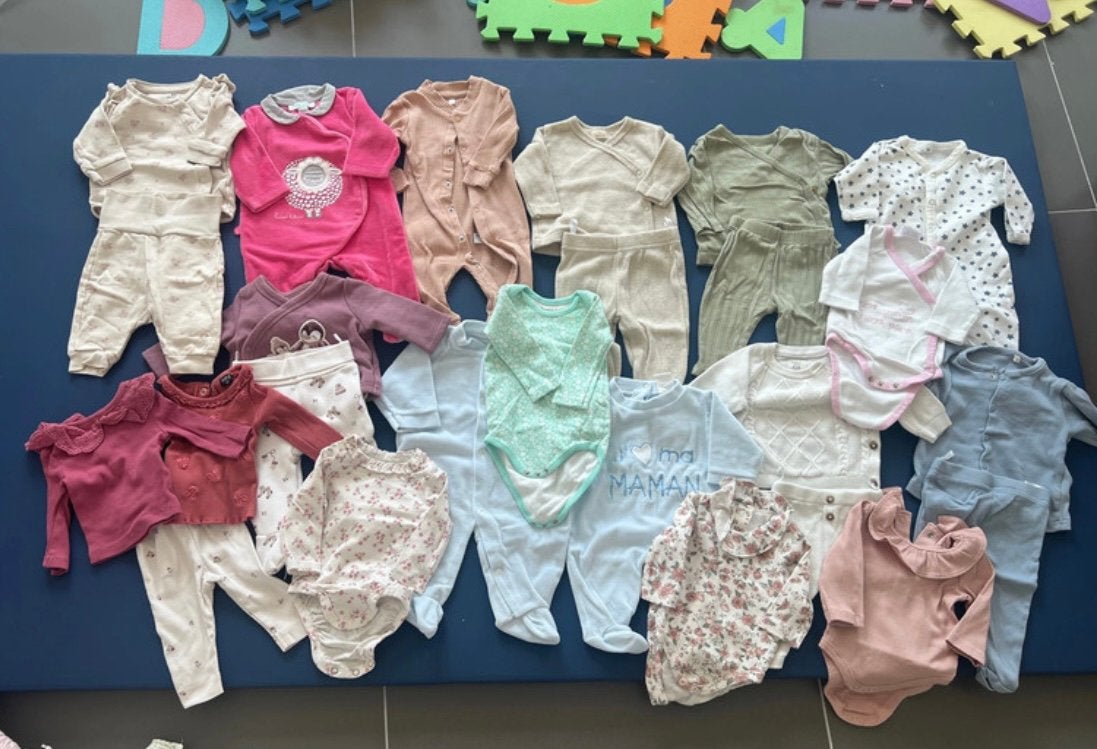 Babykleertjes maat 56 te koop, Enfants & Bébés, Vêtements de bébé | Packs de vêtements pour bébés, Enlèvement, Comme neuf, Taille 56