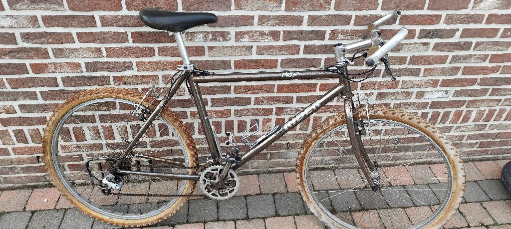 Compleet Retro MTB Pakket (xt + XT wielset + STX‑RC groep, Vélos & Vélomoteurs, Frein sur jante, Enlèvement, Utilisé, Hommes