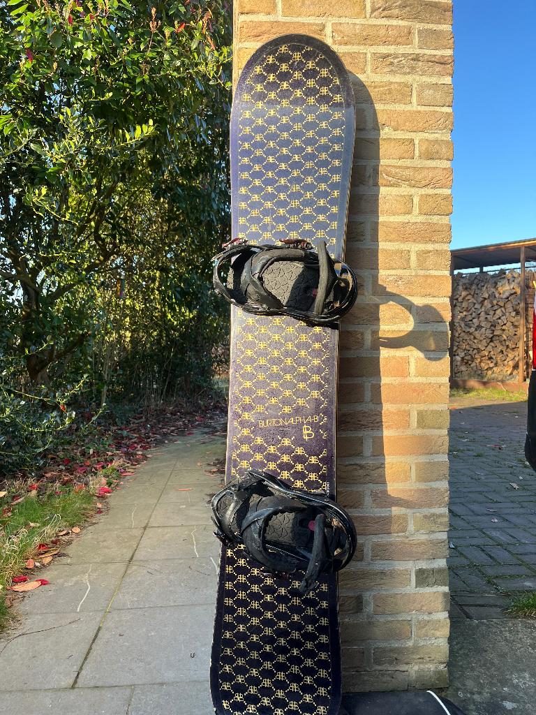 Burton Alpha A-B met Burton bindingen, Ophalen, Gebruikt, Board